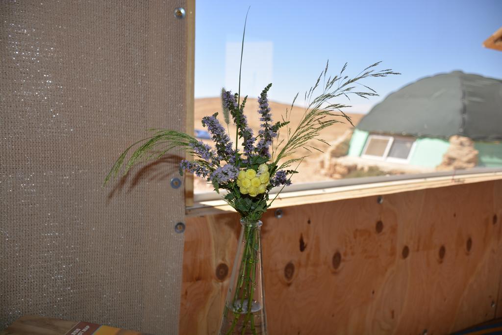 Hotel Silent Arrow Mitzpe Ramon Esterno foto